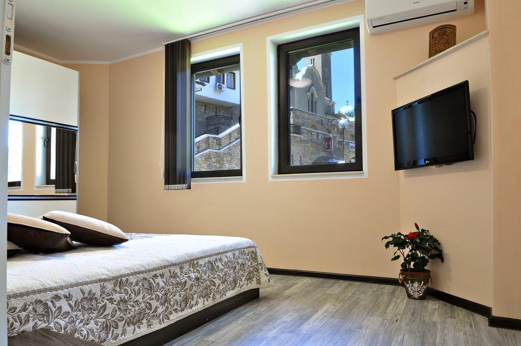 St George Apartment Veliko Tarnovo Luaran gambar